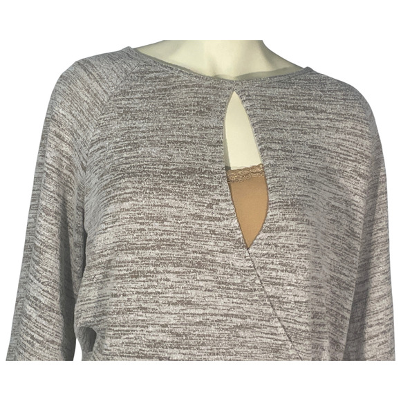 Soho Street NY Sz L Open Wrap Front Top Front Tie Neutral Color Knit Balletcore - Picture 6 of 9